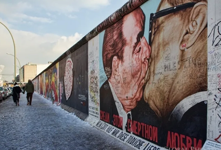Berlin Wall Memorial tours