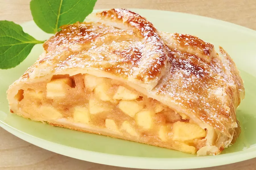 how to make apfelstrudel