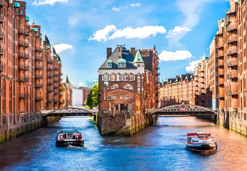 Ultimate Hamburg Travel Guide: Things to Do & Tips