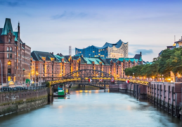 Ultimate Hamburg Travel Guide: Local Tips & Must-See Attractions