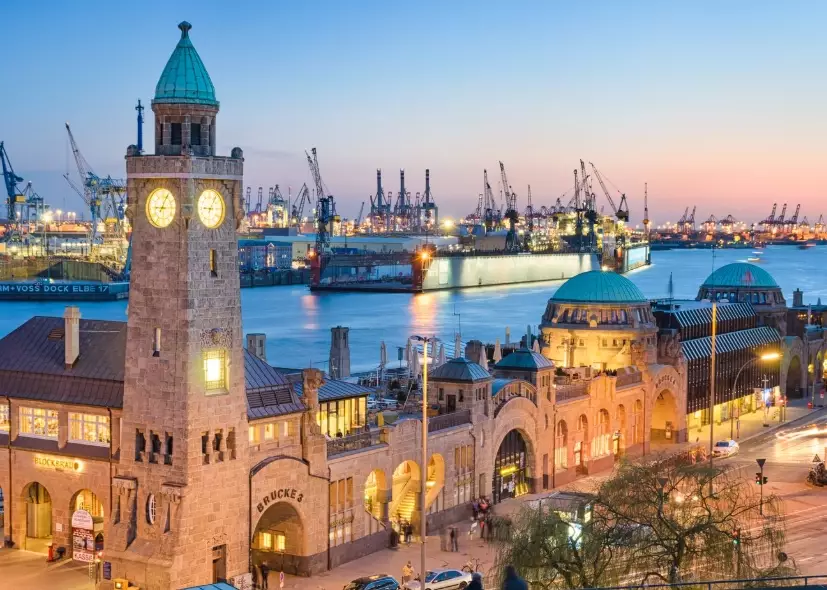 how many days in hamburg