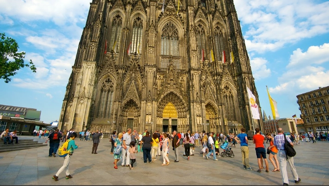 travel to Cologne Germany