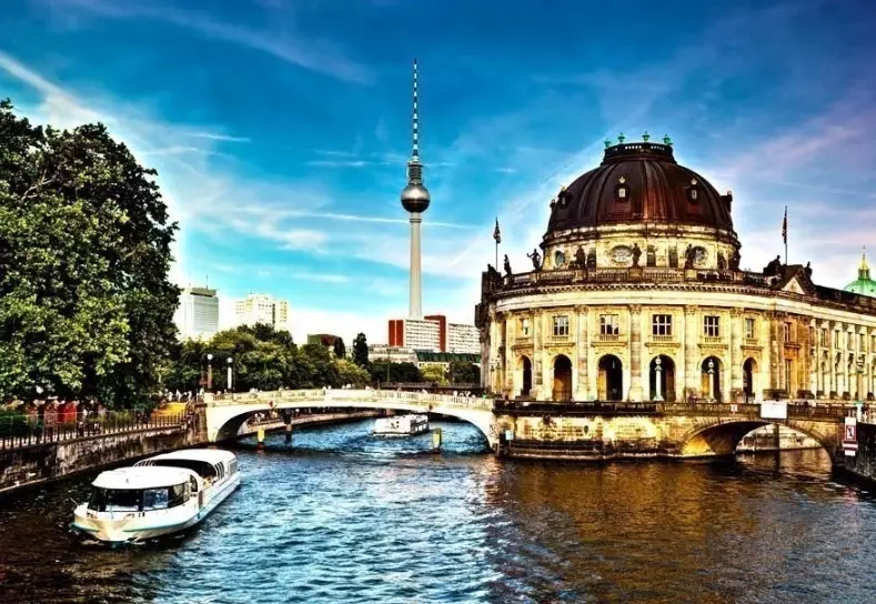visit Berlin guide