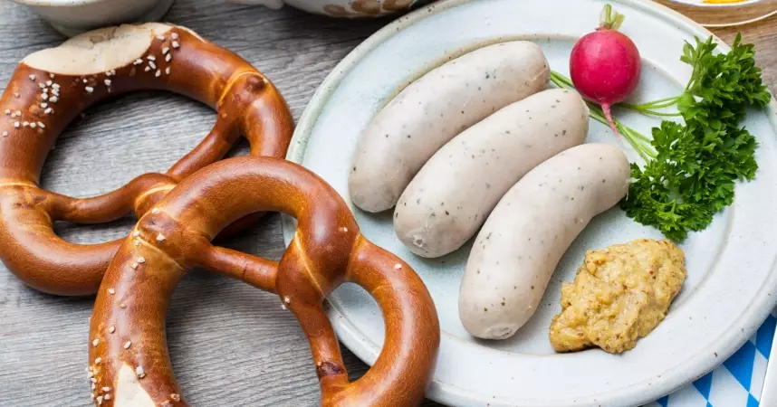 German Food Culture: A Delicious Guide to Tradition & Modern Plates