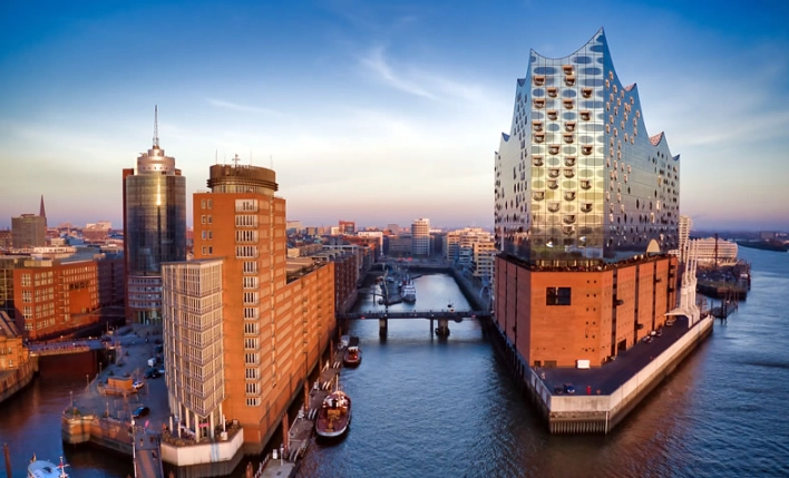 Hamburg weather by month