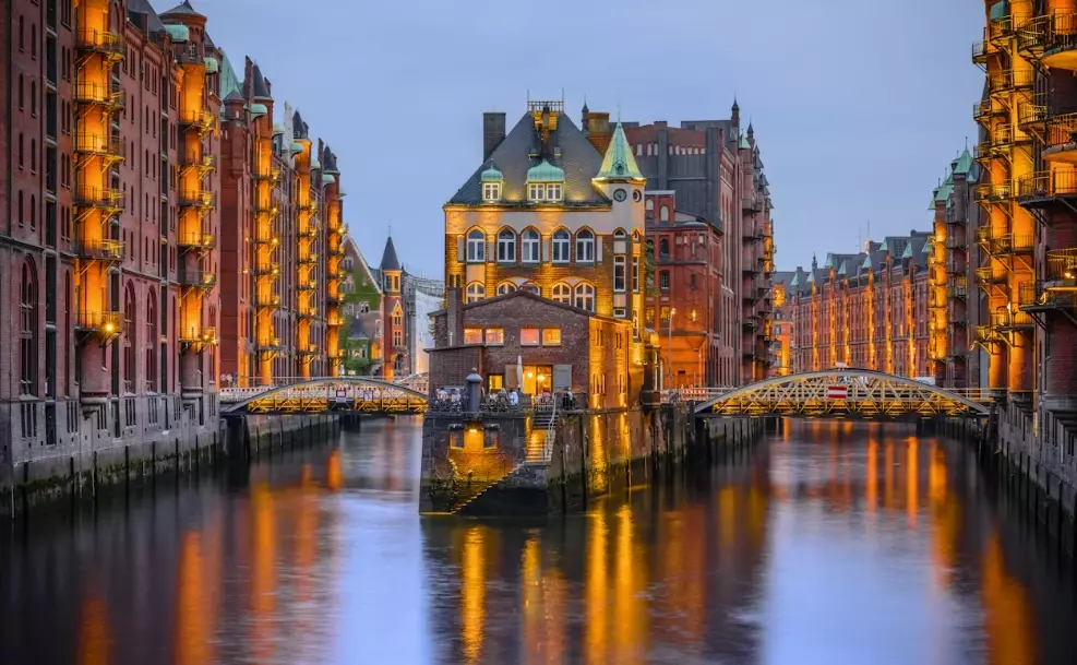 Hamburg weather by month