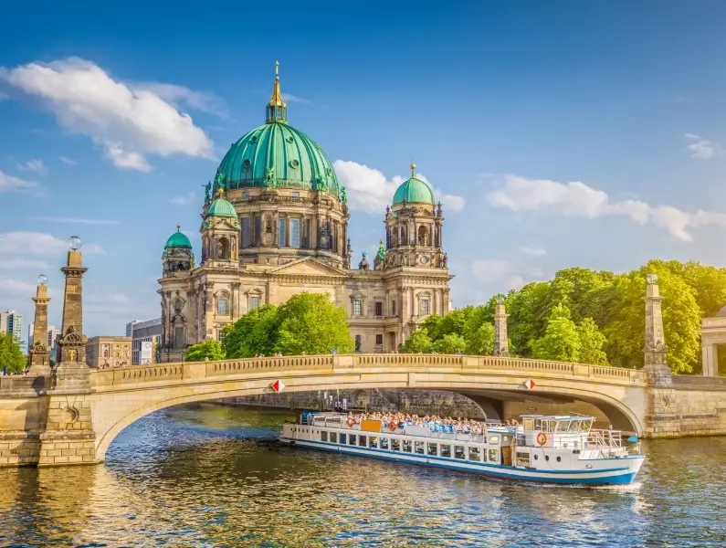 Best Time to Visit Berlin: Month-by-Month Guide for Travelers