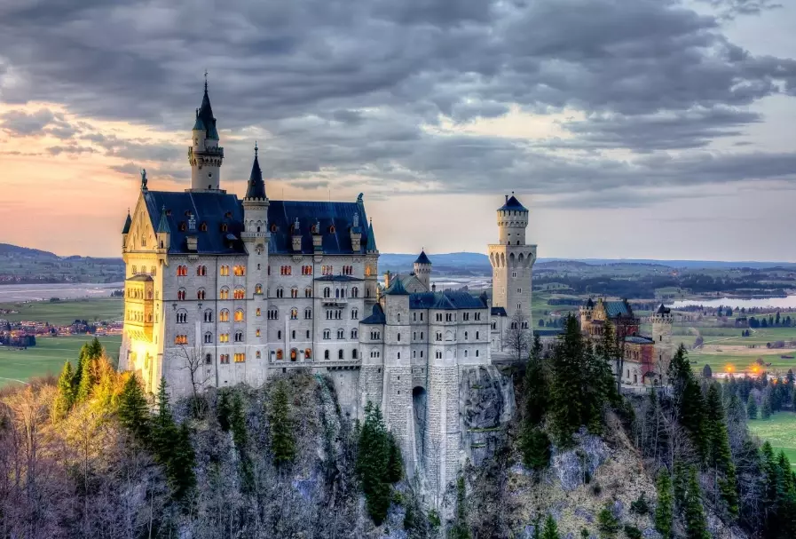 how to visit Neuschwanstein Castle