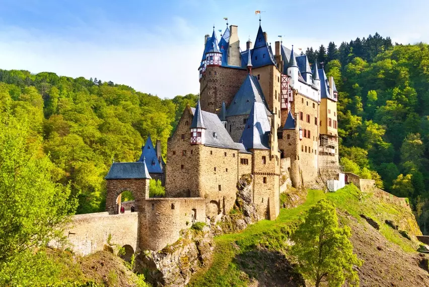 Ultimate Guide to Visiting German Castles: Top Picks & Local Tips