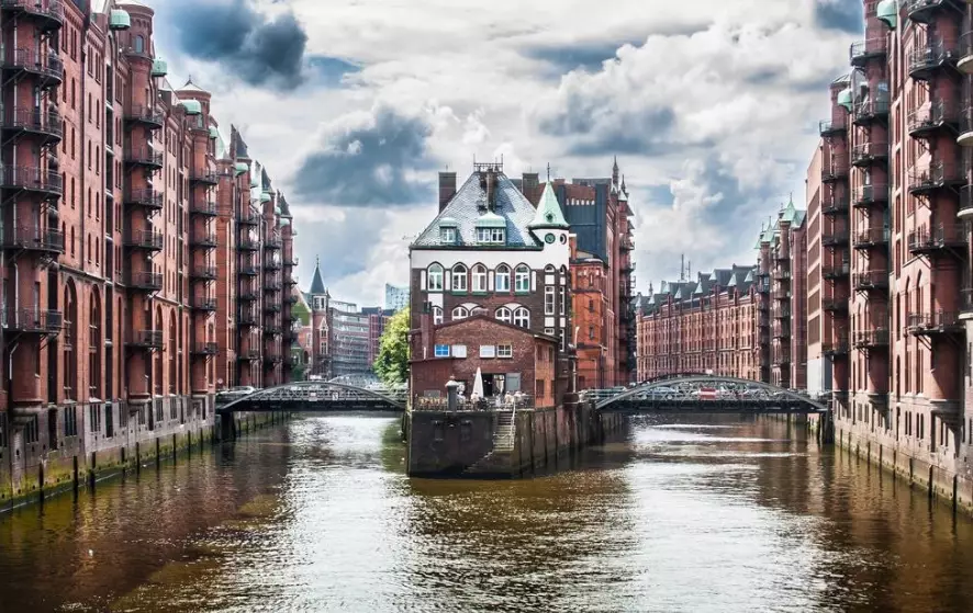 Unique Things to Do in Hamburg: Offbeat Attractions & Local Secrets