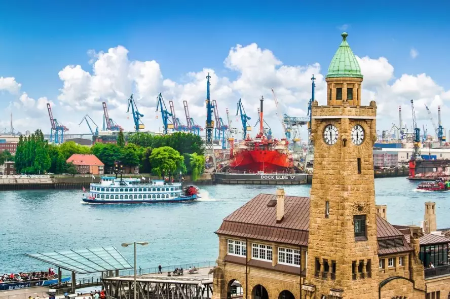Is Hamburg good for foreigners?