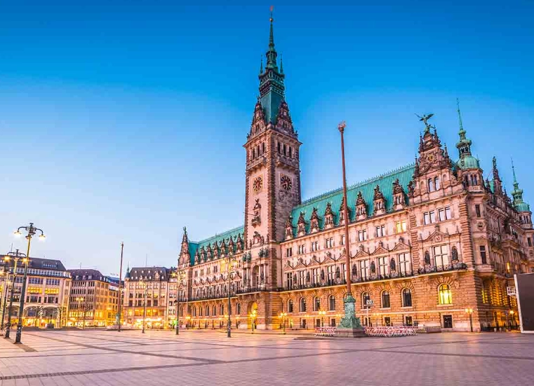 how many days in Hamburg