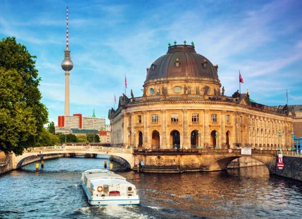 how many days in Berlin