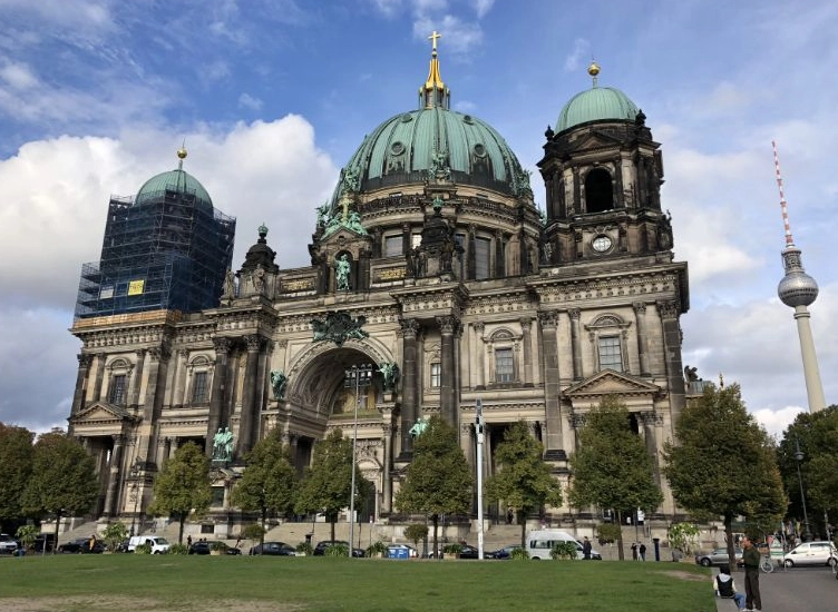 Berlin Christmas markets itinerary