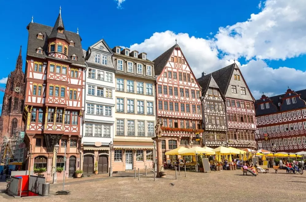 customs Frankfurt Airport