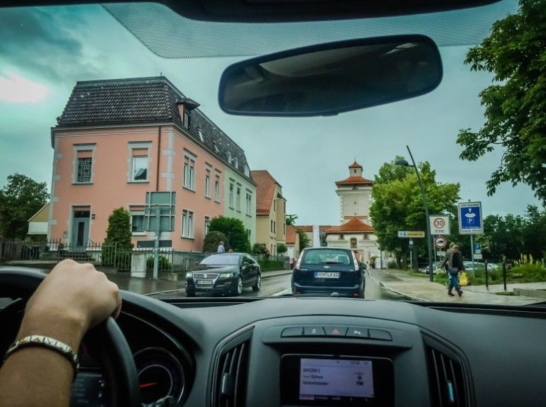 US vs Germany driving