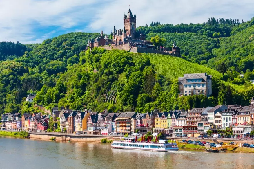 Southern Germany Road Trip: A Perfect 10-Day Itinerary & Guide